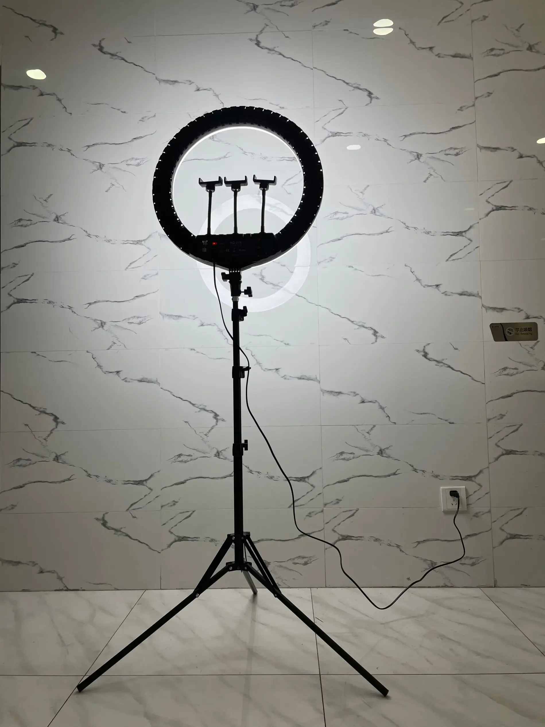 HQ-21n 21 Inch LED Ring Light  - Photography And Lighting 评论和价格